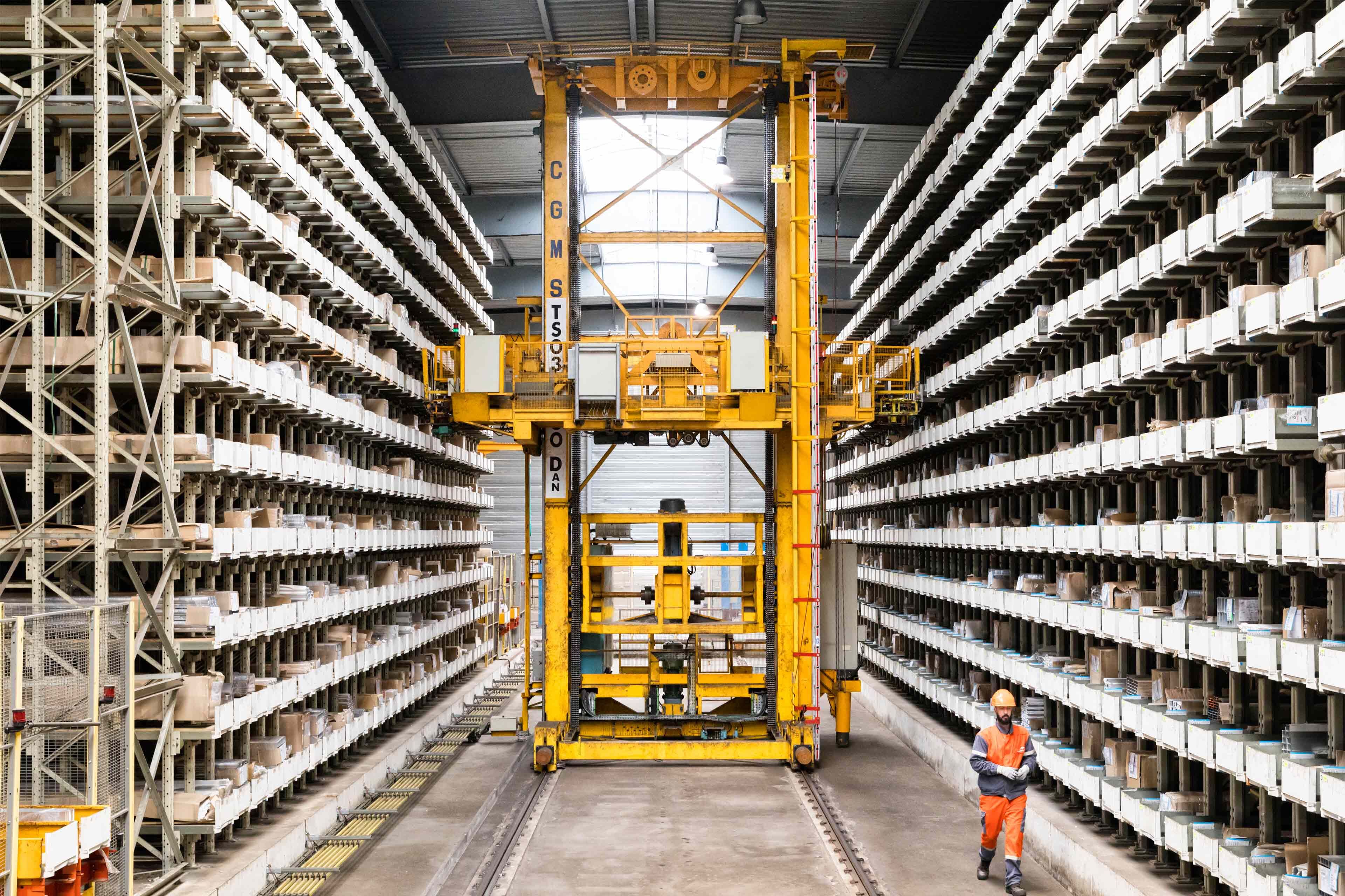 ArcelorMittal Management Committee_Automatic order picker, Distribution Solutions, Reims, France.jpg