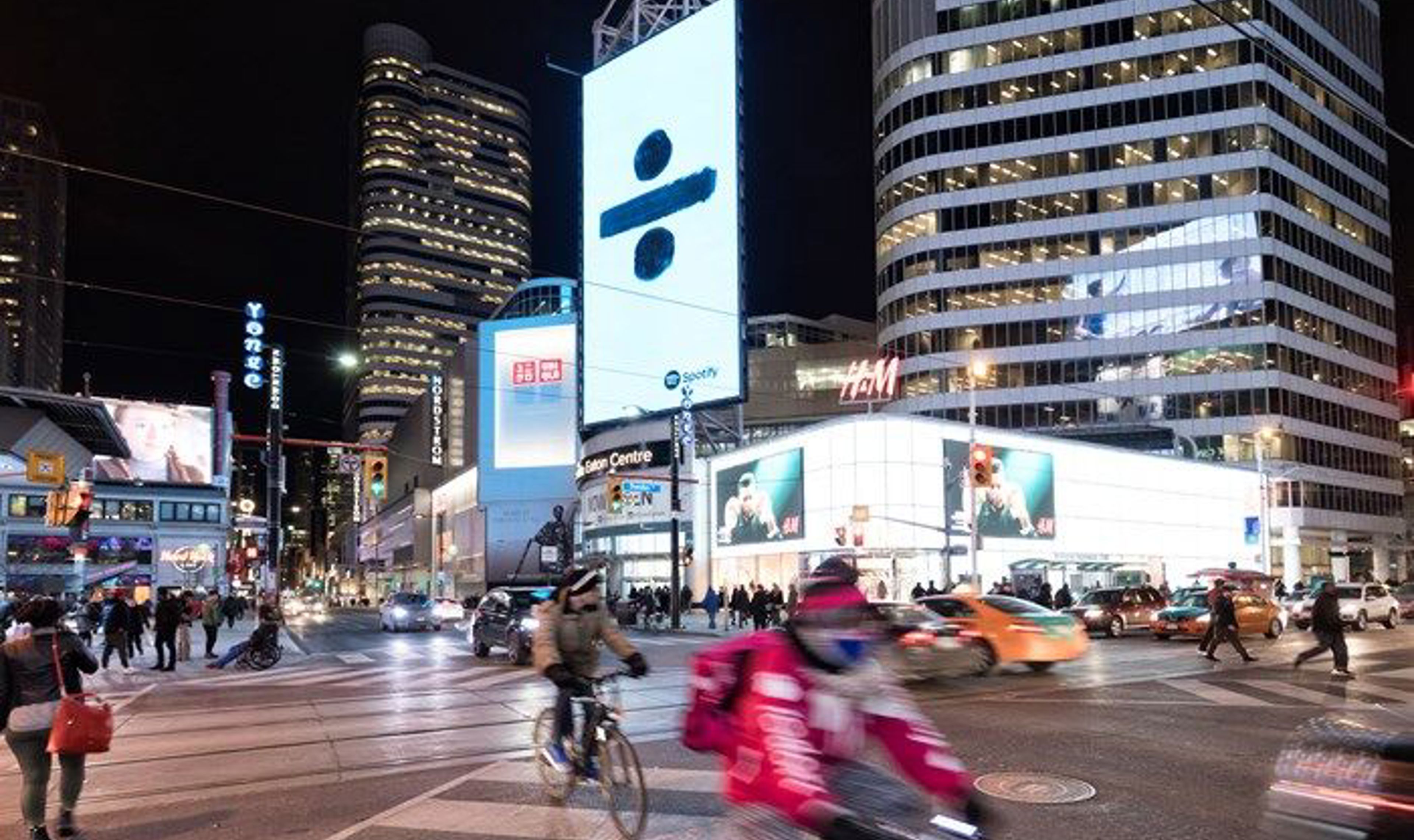 Crossroads at night.jpg