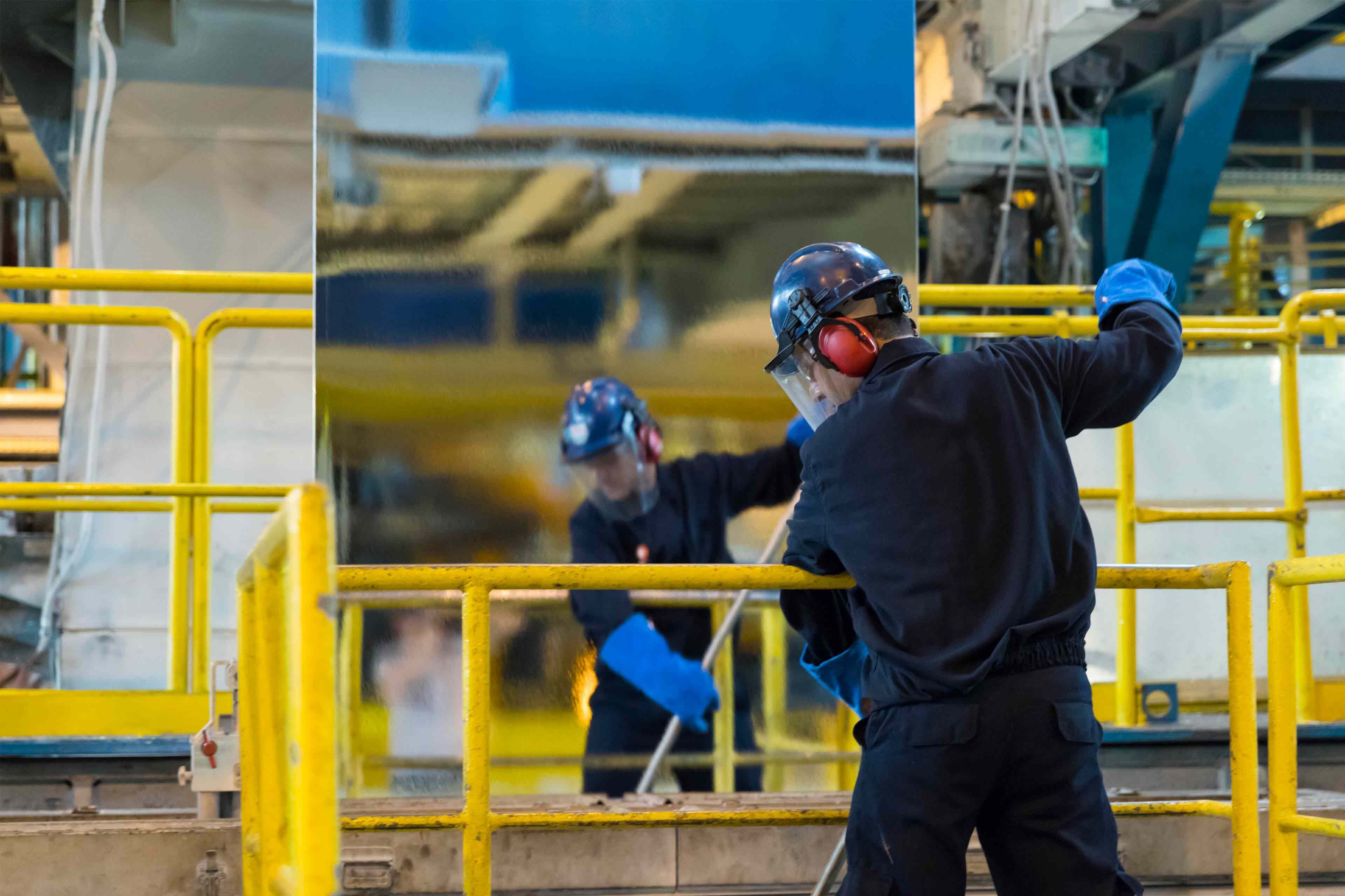 quality-vega-hot-dip-galvanising-line-brazil-people.jpg