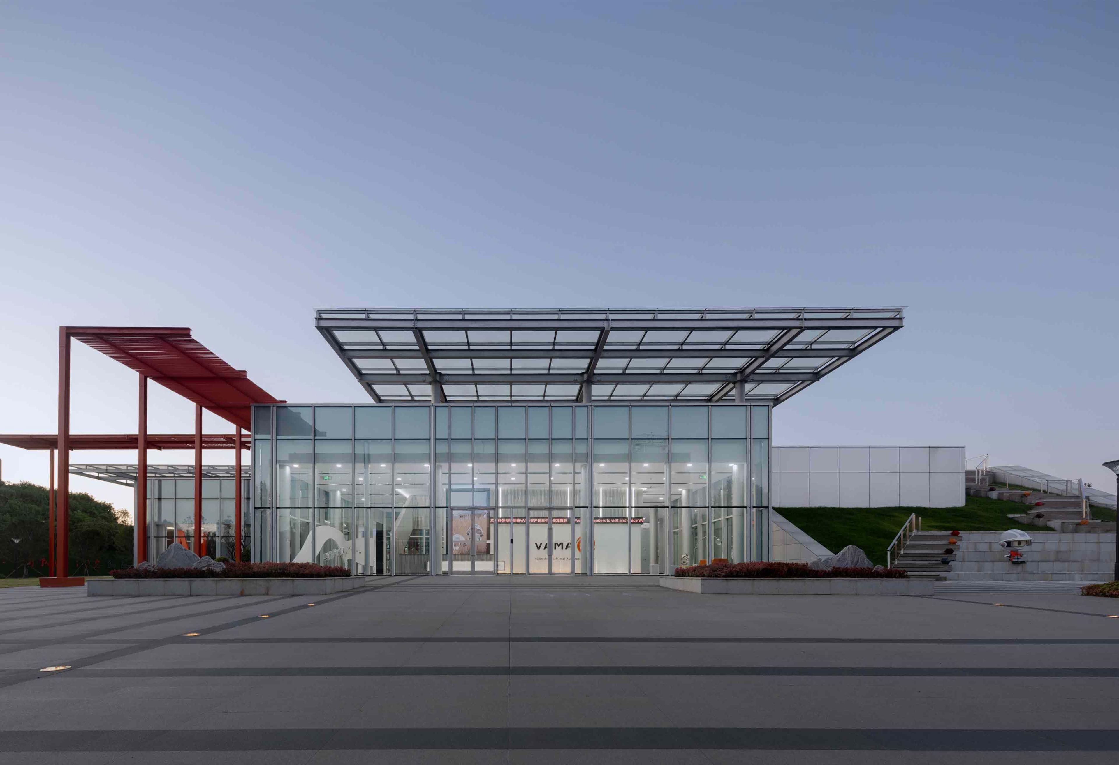 VAMA_China_Customer_Experience_Centre.jpg