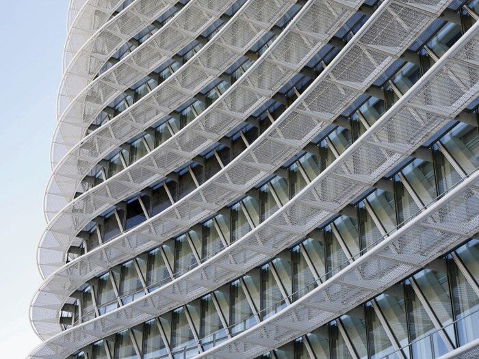 building with curves .jpg
