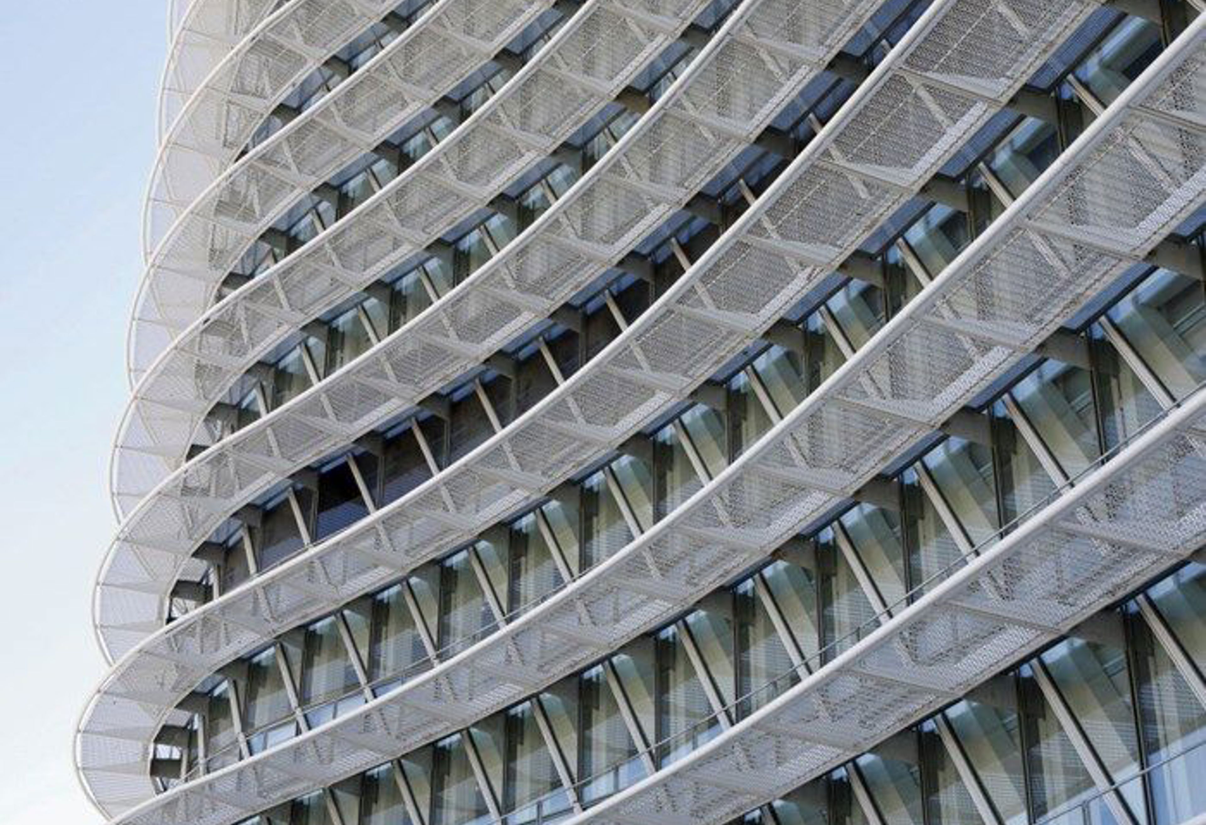 building with curves .jpg