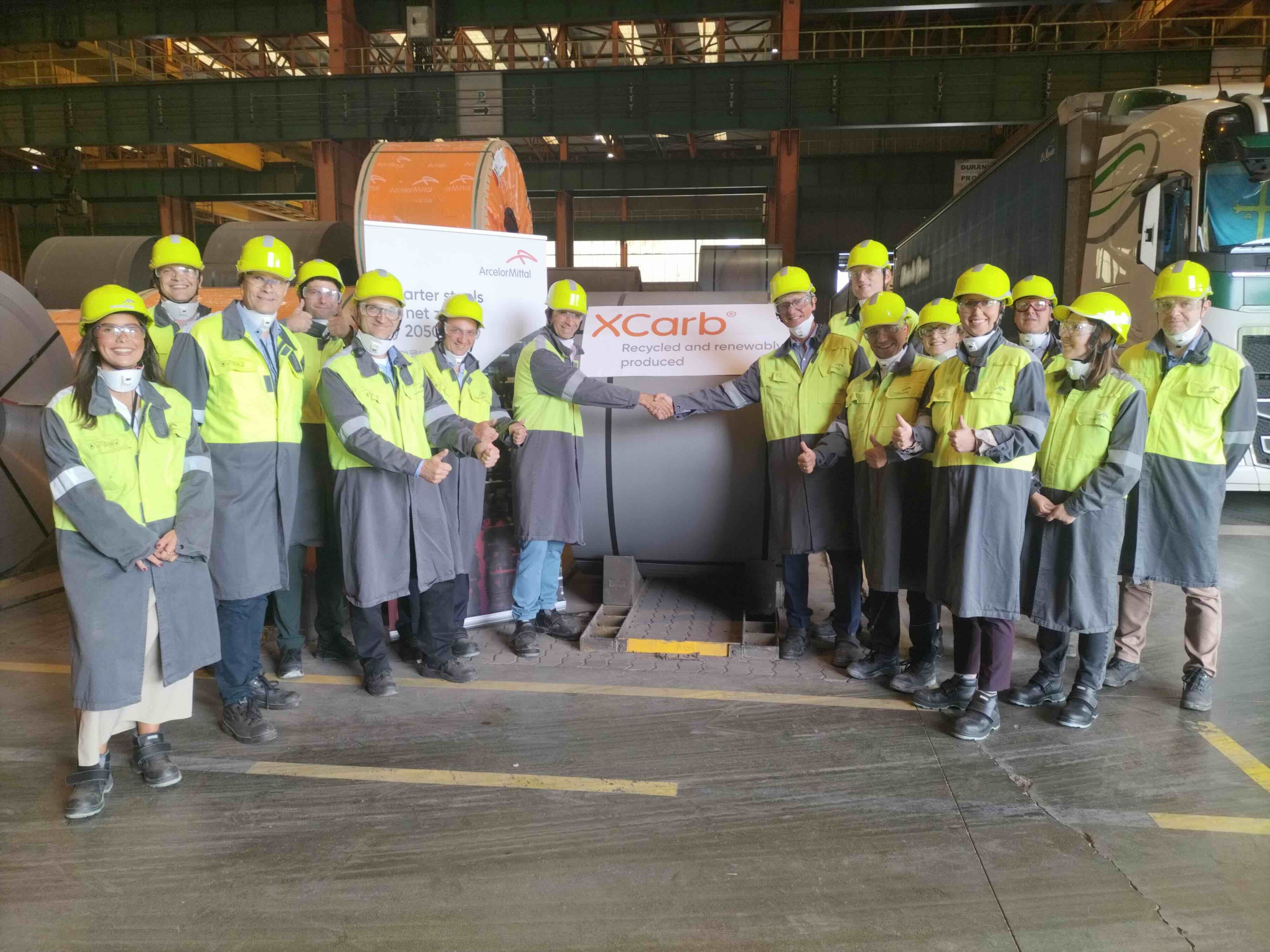 arcelormittal-and-velux-team-handshake.jpeg