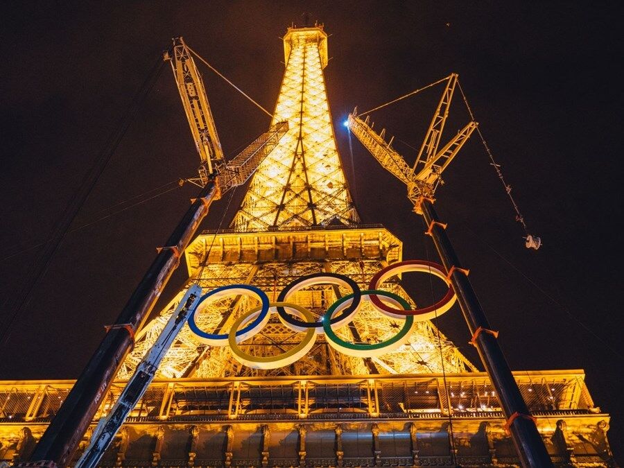 Eiffel tower 2.jpg
