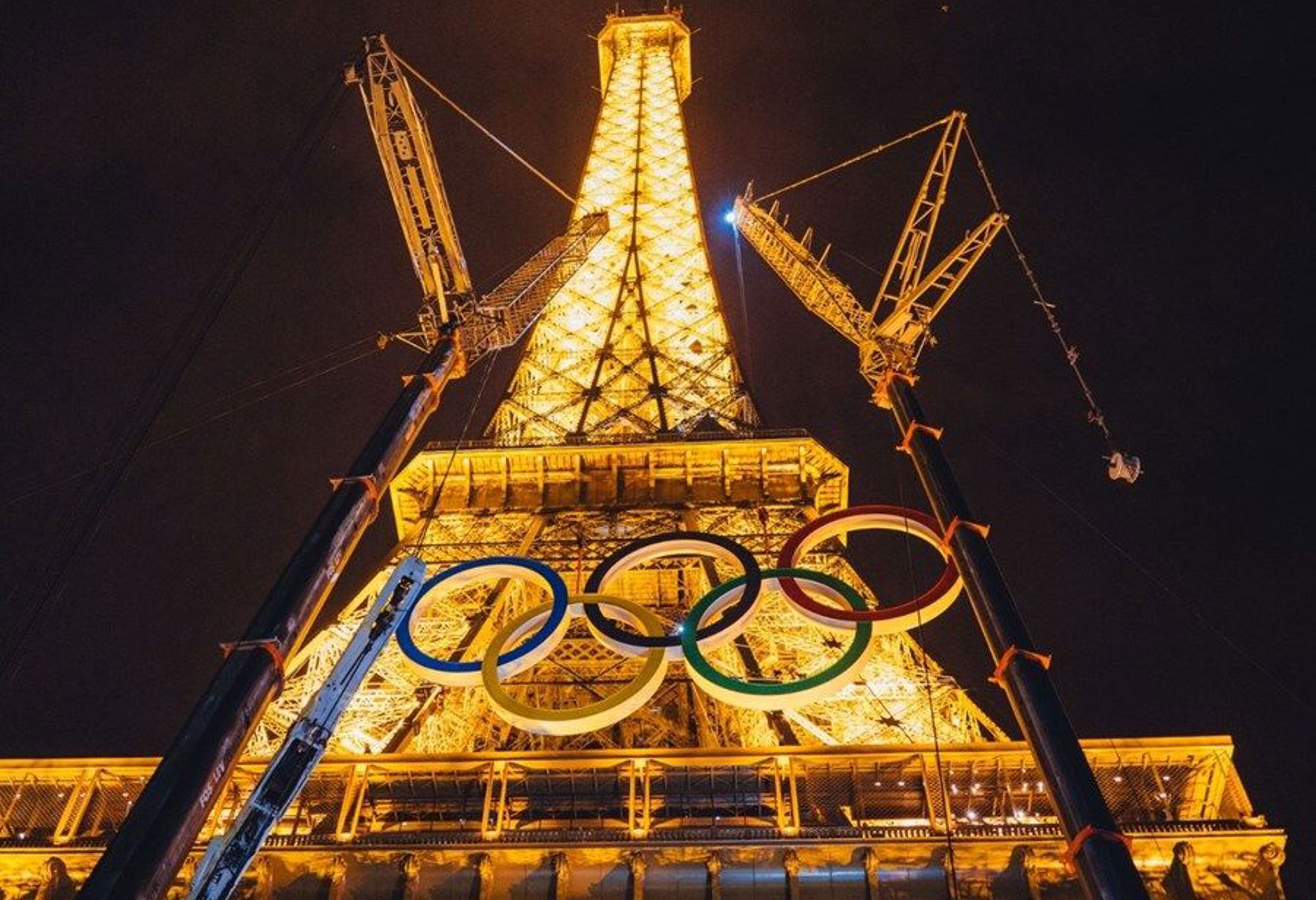 Eiffel tower 2.jpg