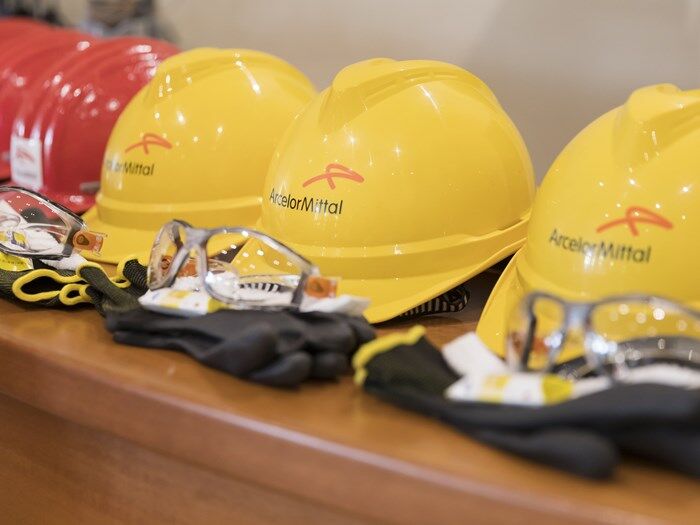 Hard hats.jpg (1)