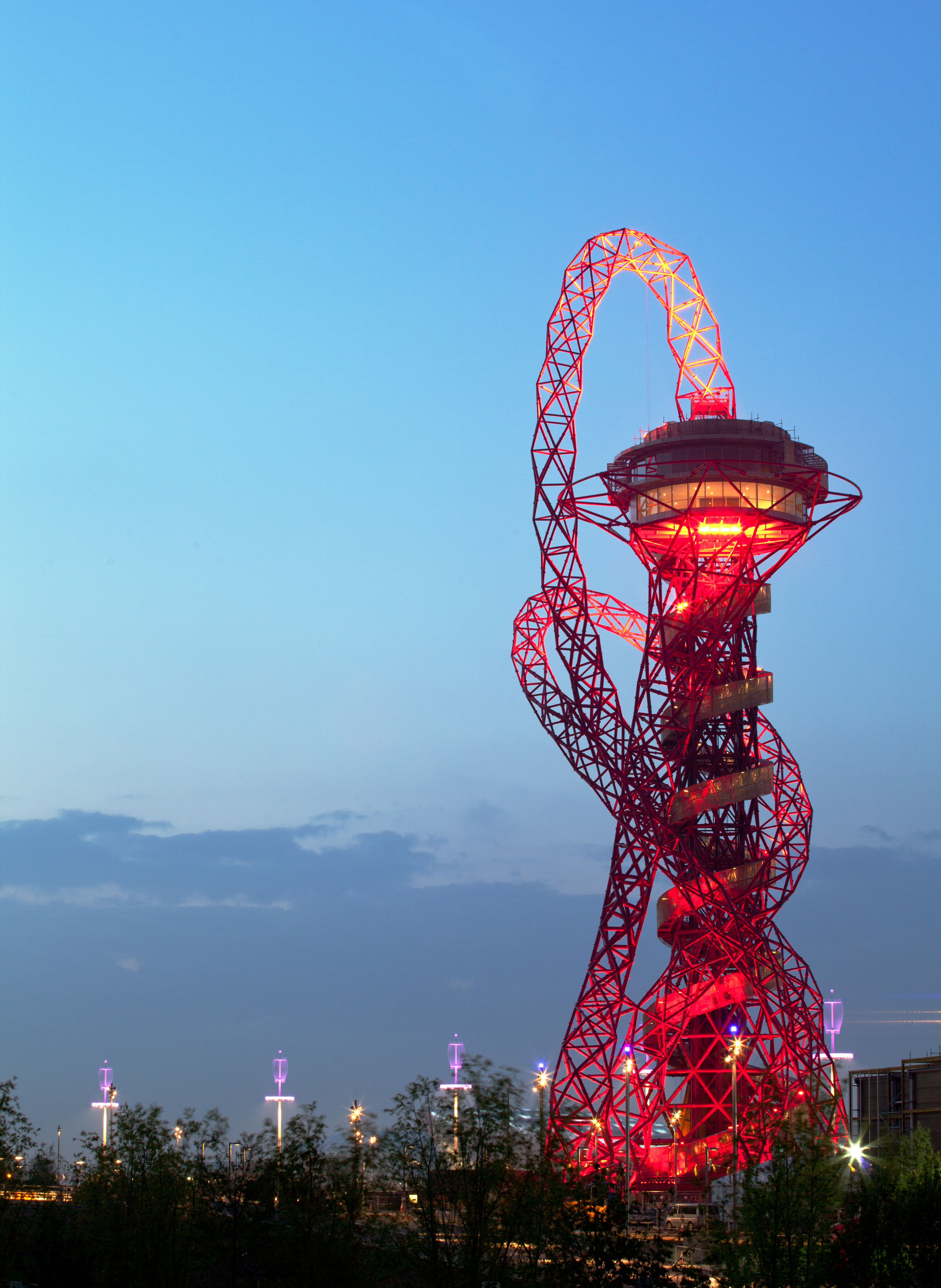 The ArcelorMittal Orbit lit up at night