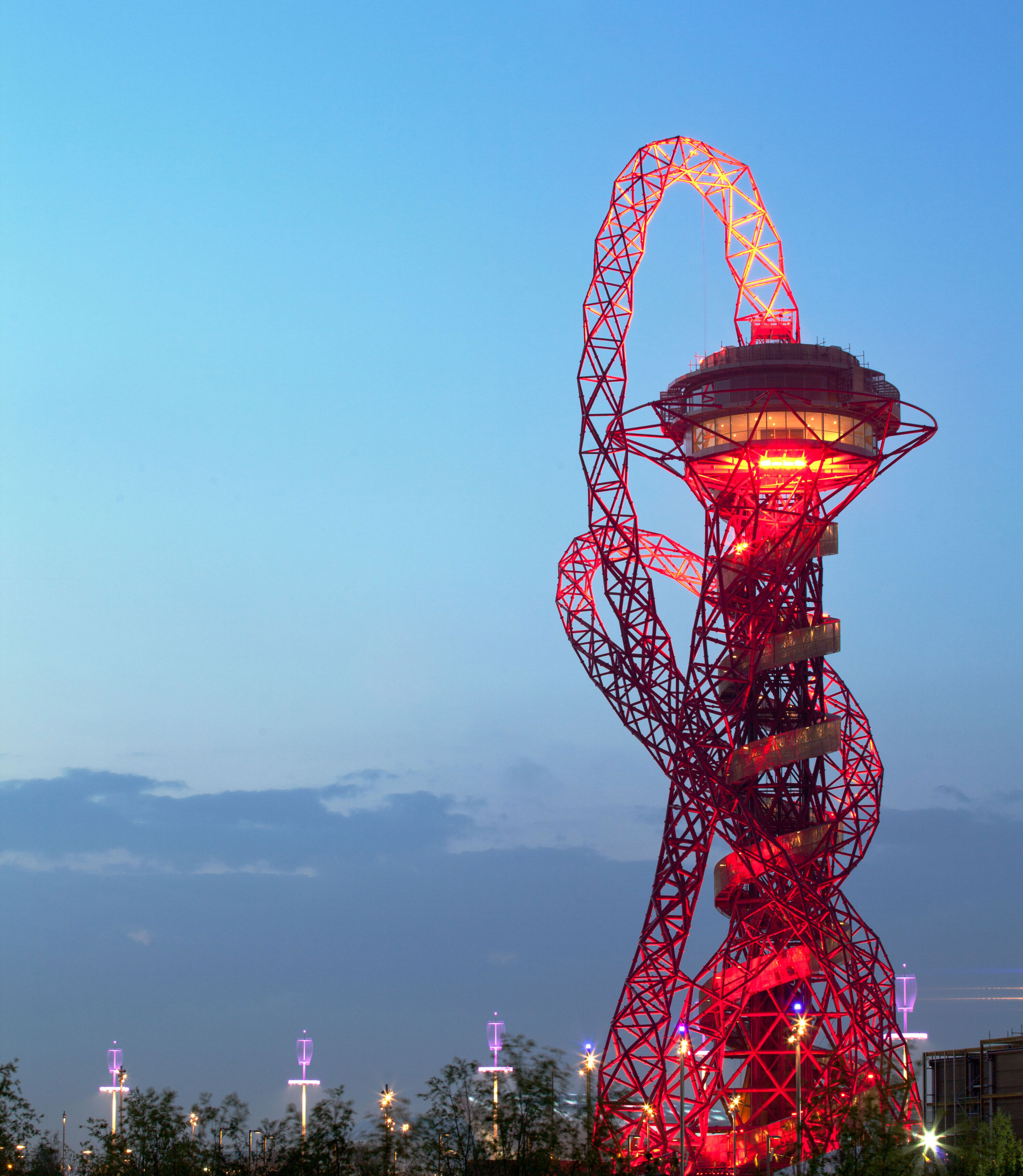 The ArcelorMittal Orbit lit up at night