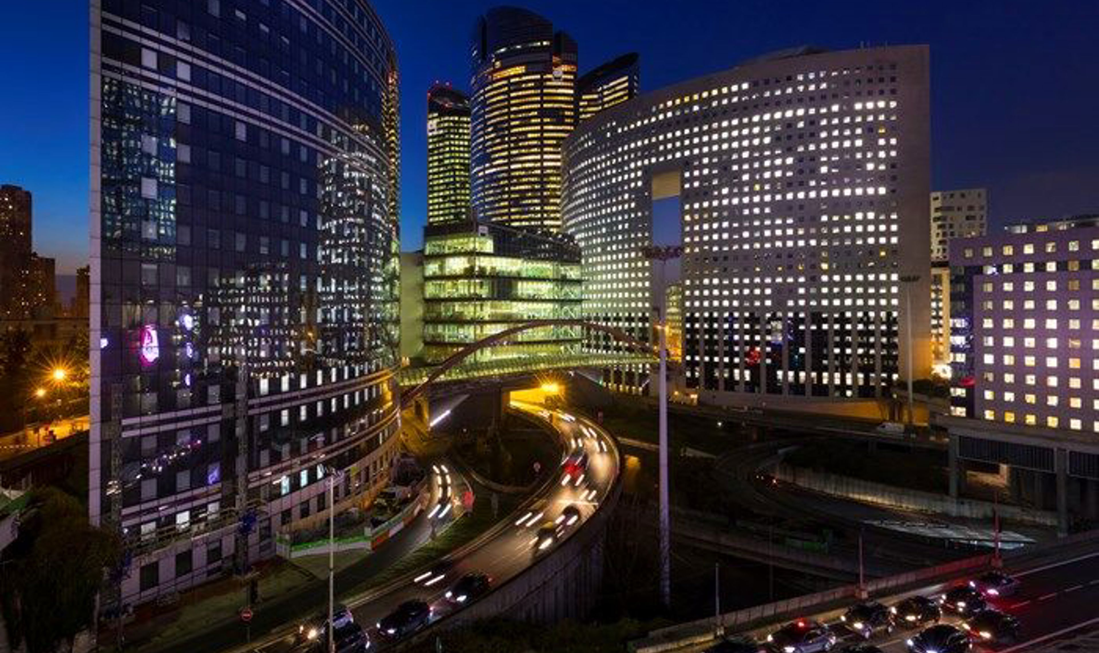 Skyline at night.jpg