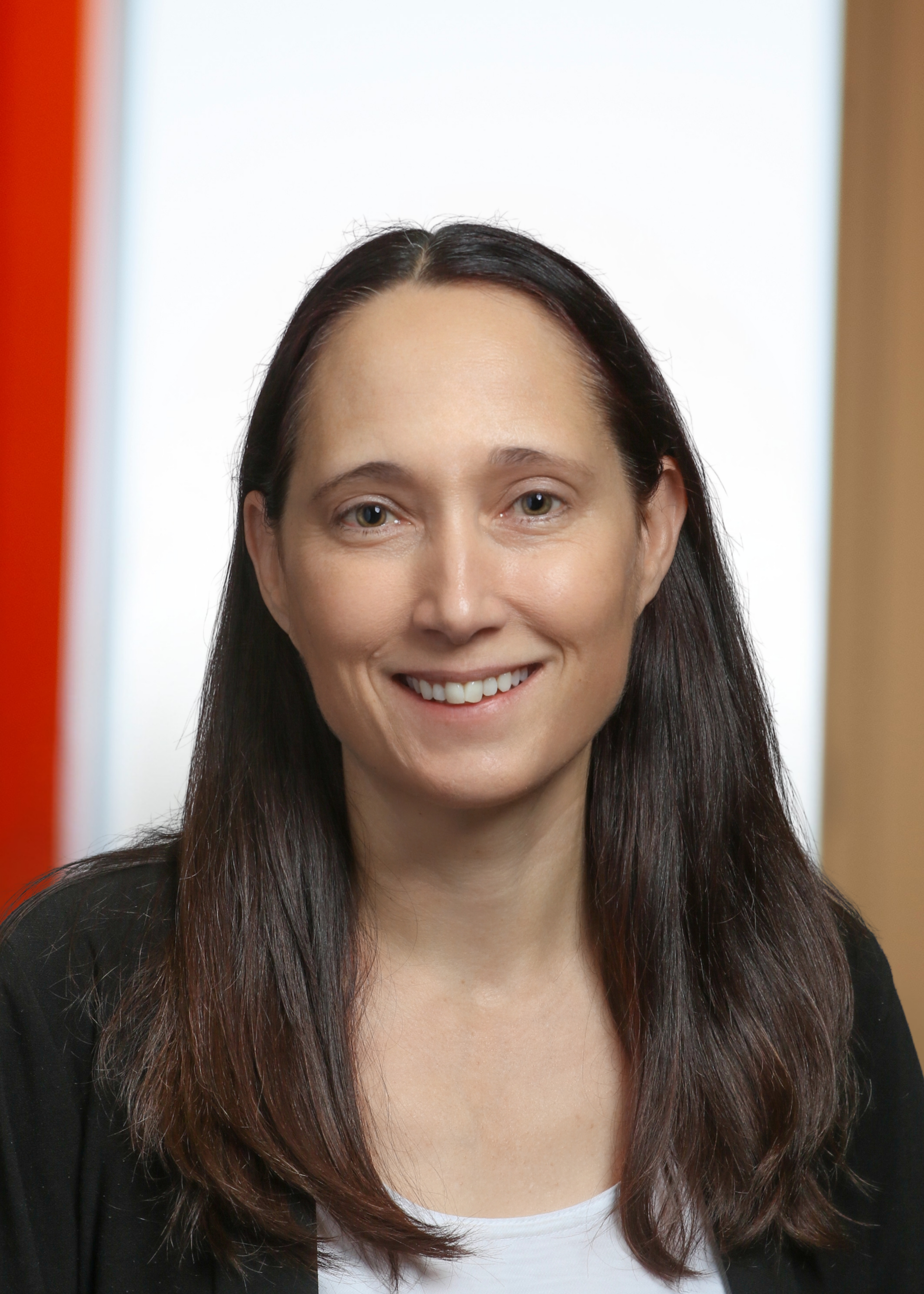 Tammy Oommen Exec Headshot.png