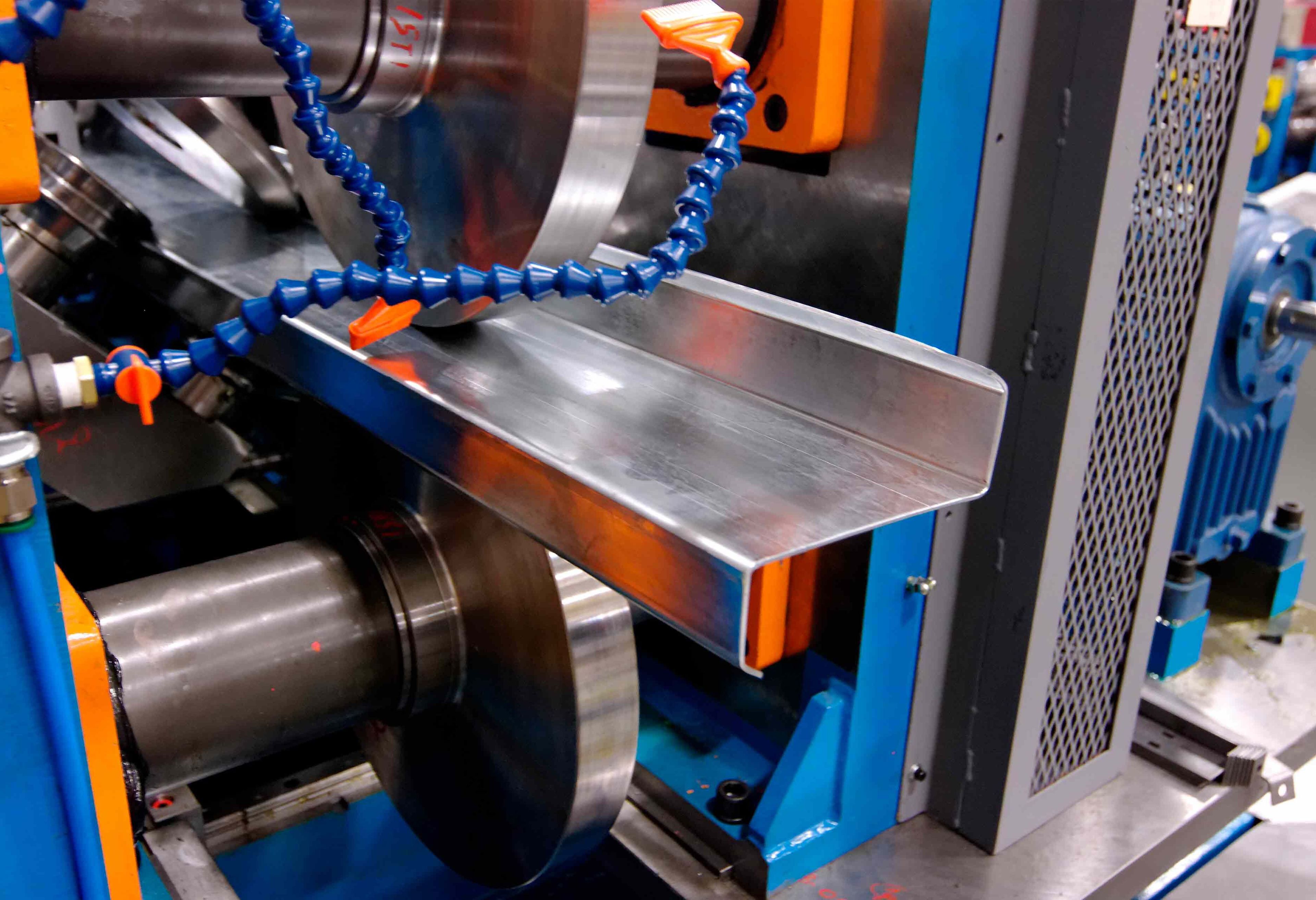 roll-forming-photo-credit-samco-machinery.jpg