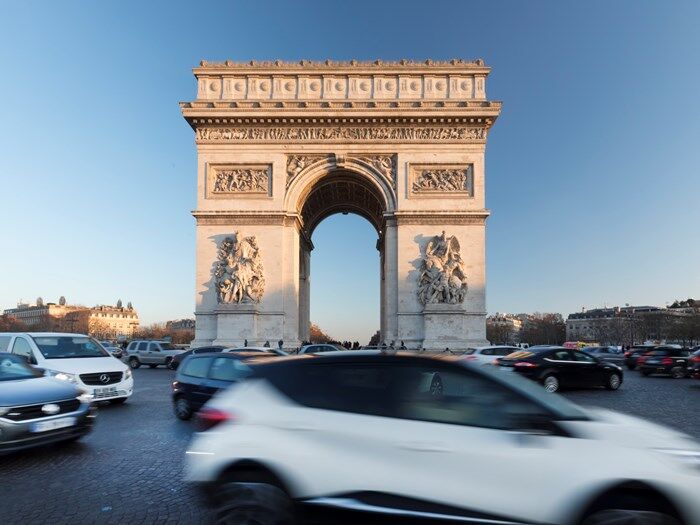 arc de triomphe.jpg