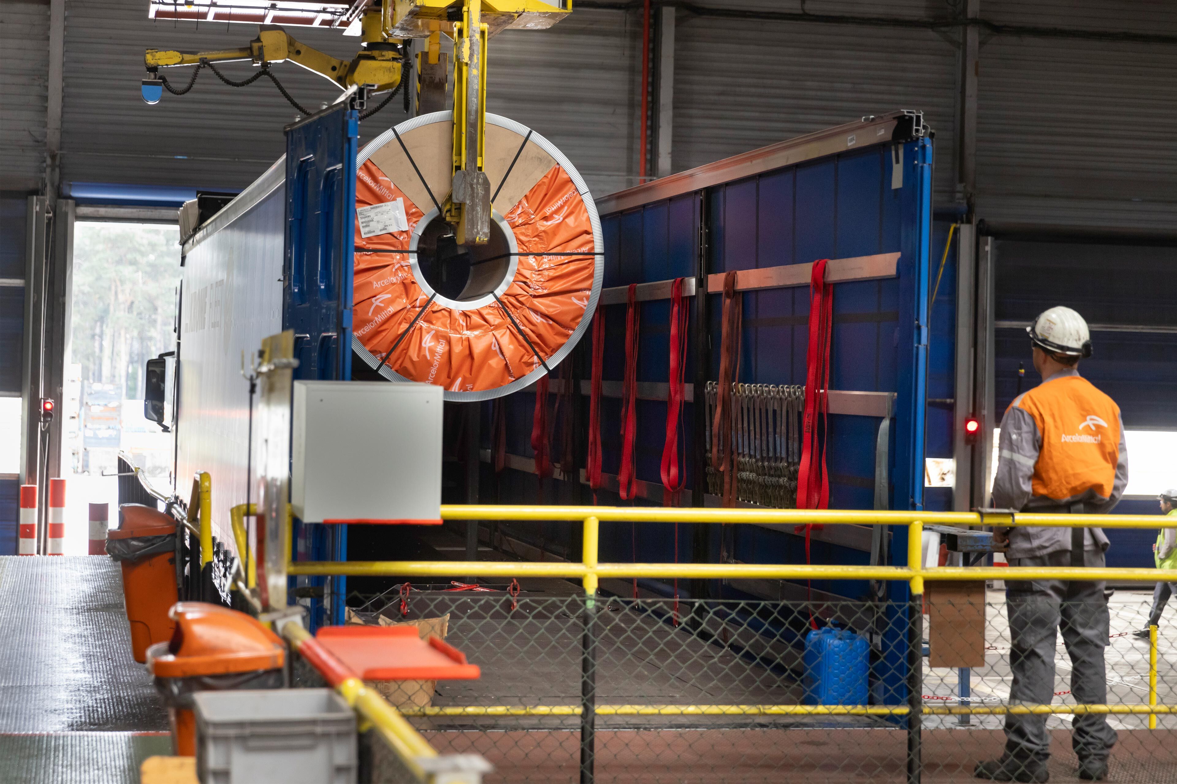 ArcelorMittal_Investor_Reports-and-Policies.jpg