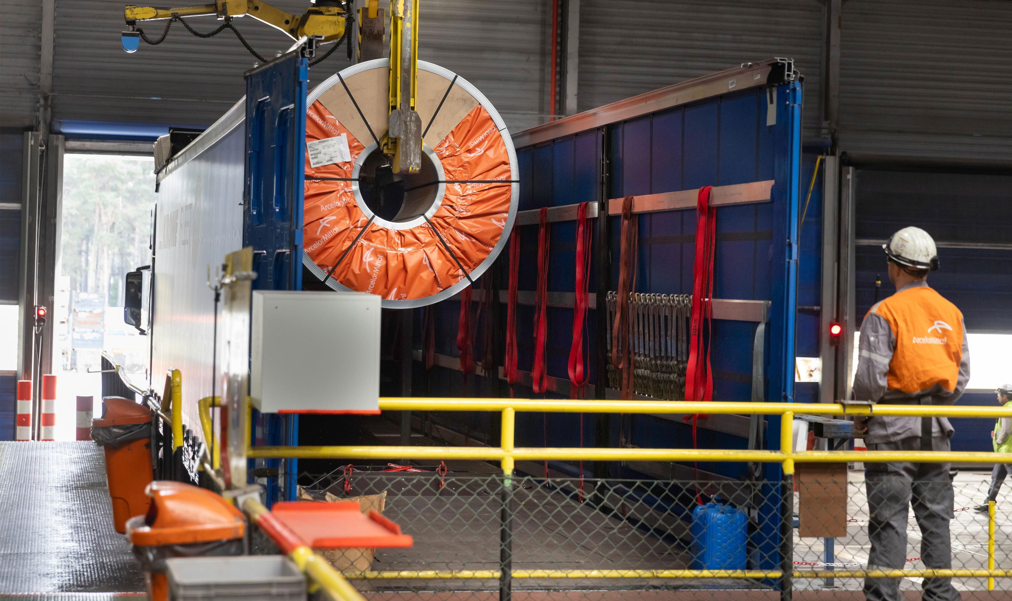 ArcelorMittal_Investor_Reports-and-Policies.jpg