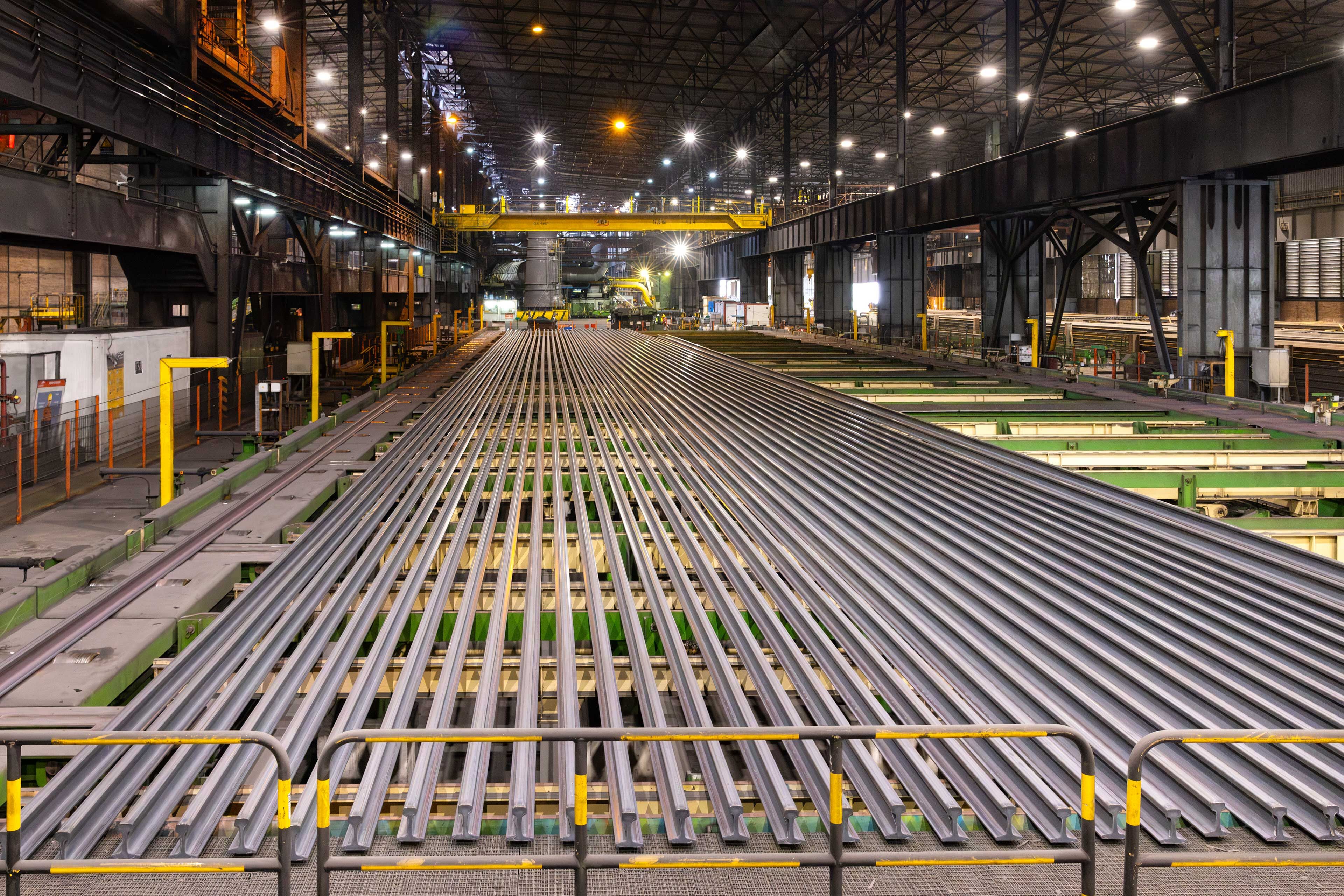 ArcelorMittal-Gijon-railway-rail-cooling.jpg