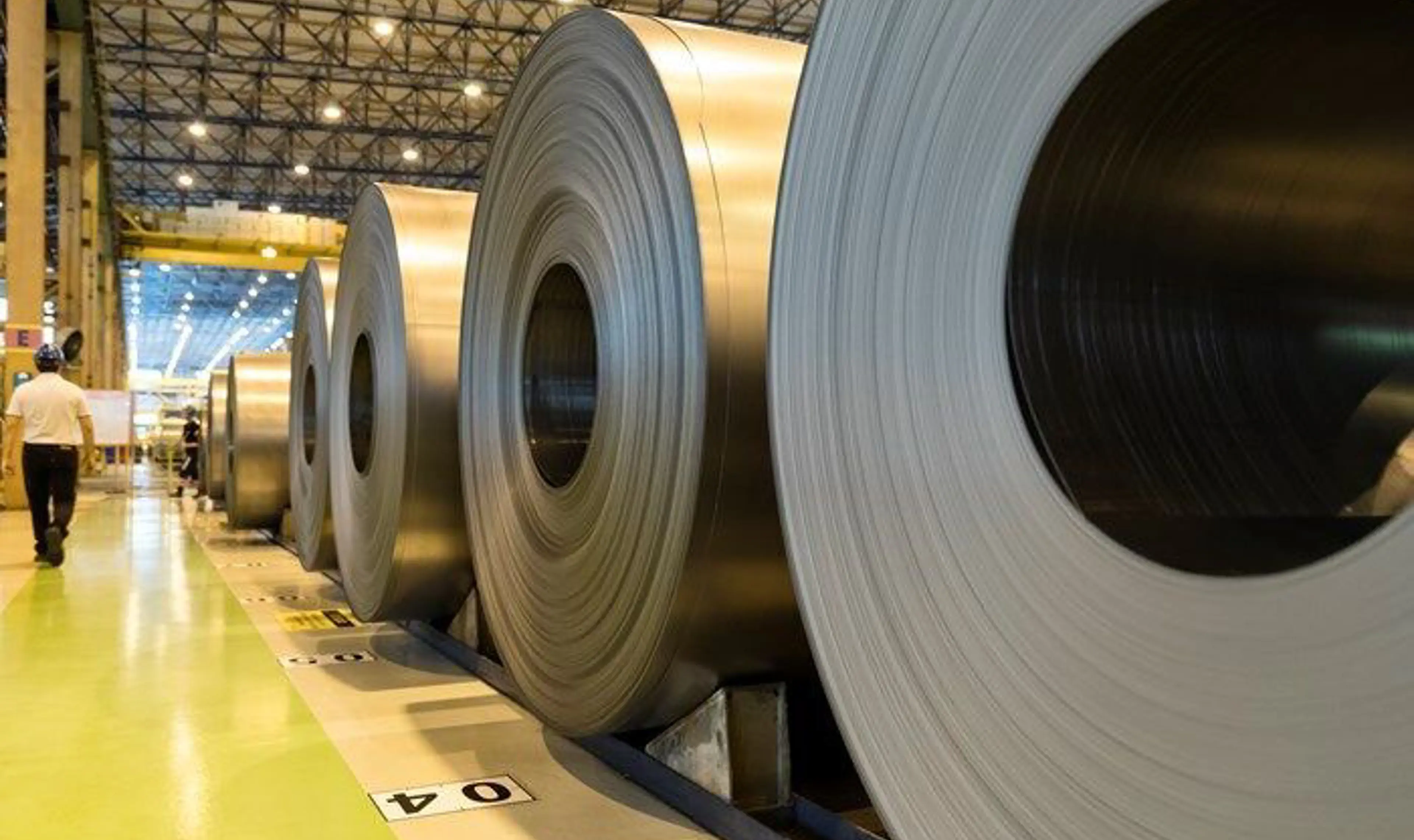 Steel rolls and Man .jpg